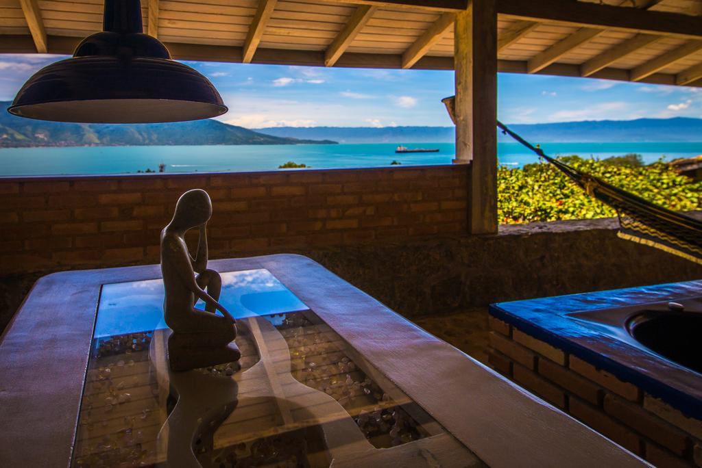Hotel Pousada Maison Joly Ilhabela Esterno foto