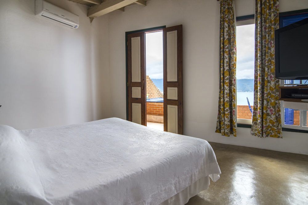 Hotel Pousada Maison Joly Ilhabela Esterno foto