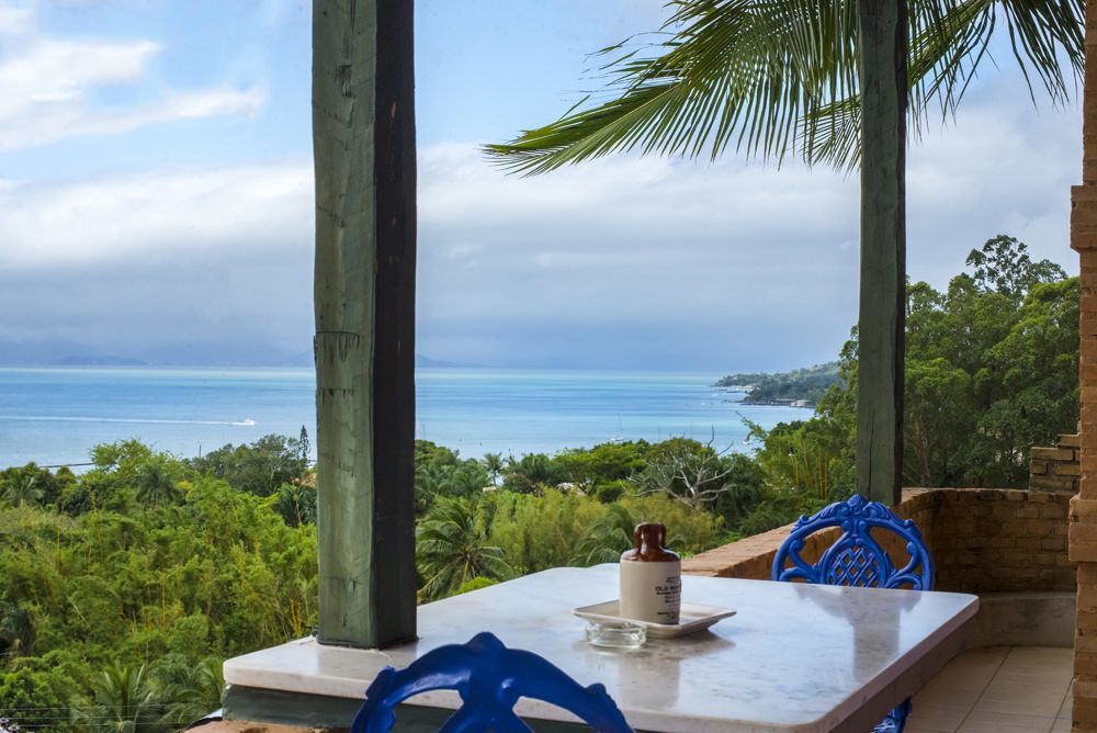 Hotel Pousada Maison Joly Ilhabela Esterno foto